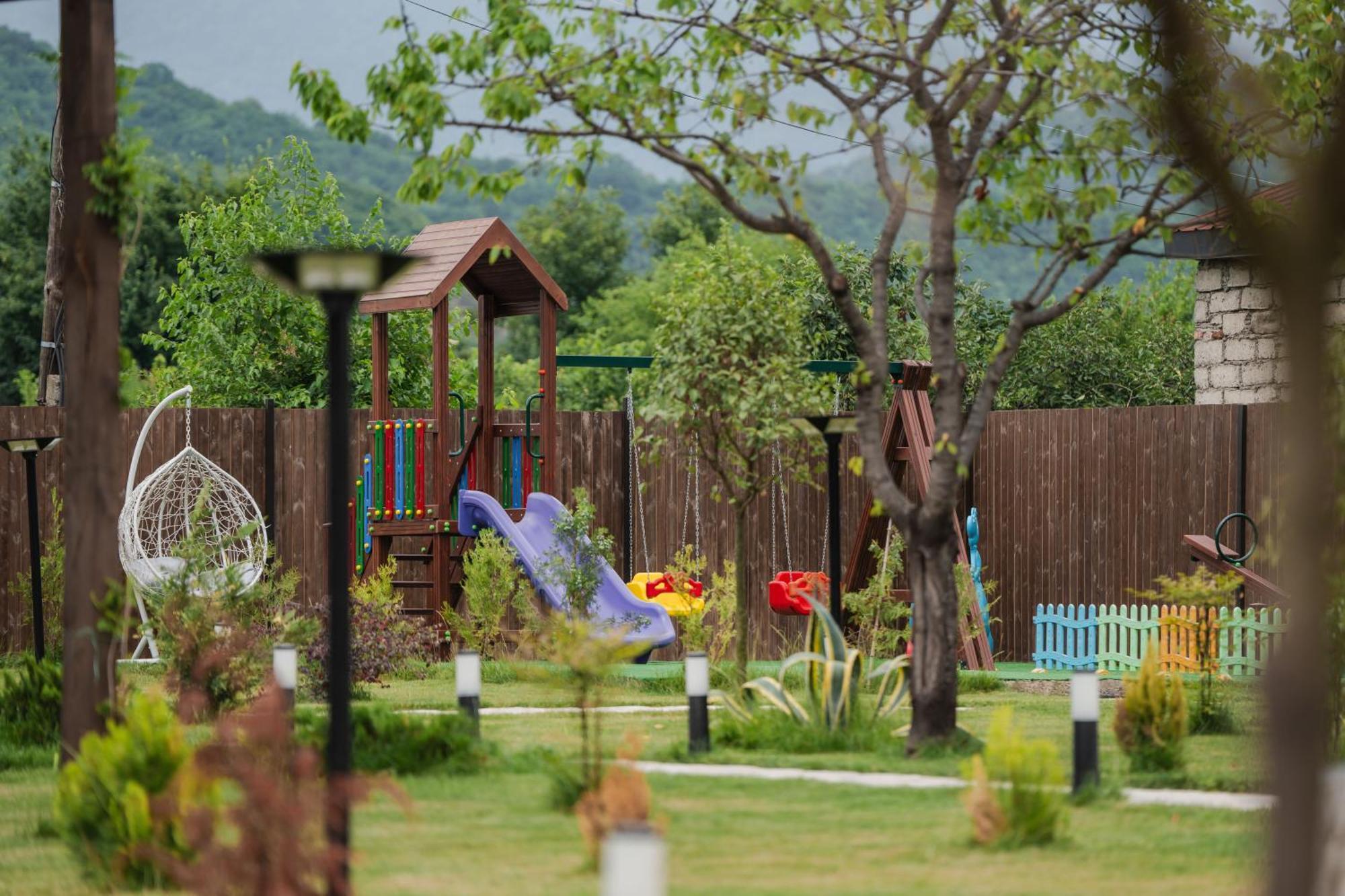 Vineyard Hotel & Winery Napareuli Kültér fotó