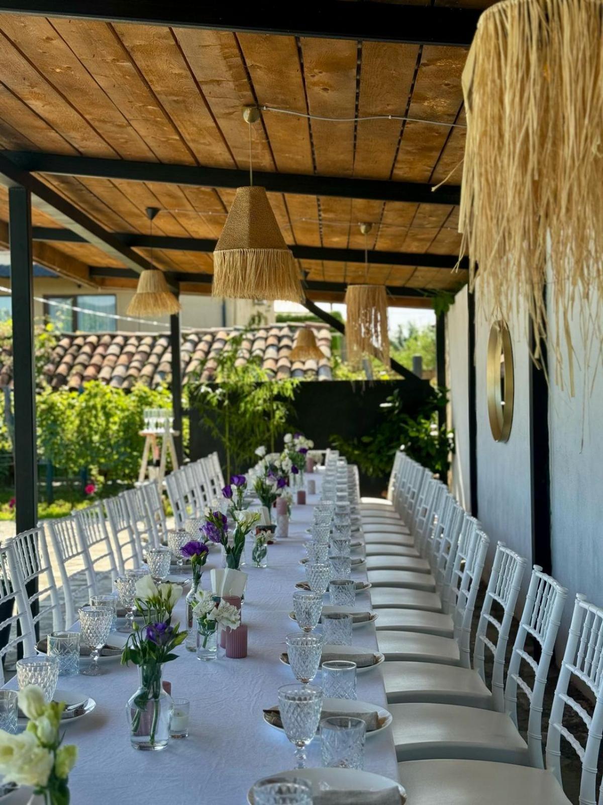 Vineyard Hotel & Winery Napareuli Kültér fotó